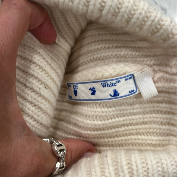 Off-White Logo Ribbed Beanie - Picture 5 of 5